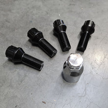Locking Wheel Bolt (Set of 4) - Black